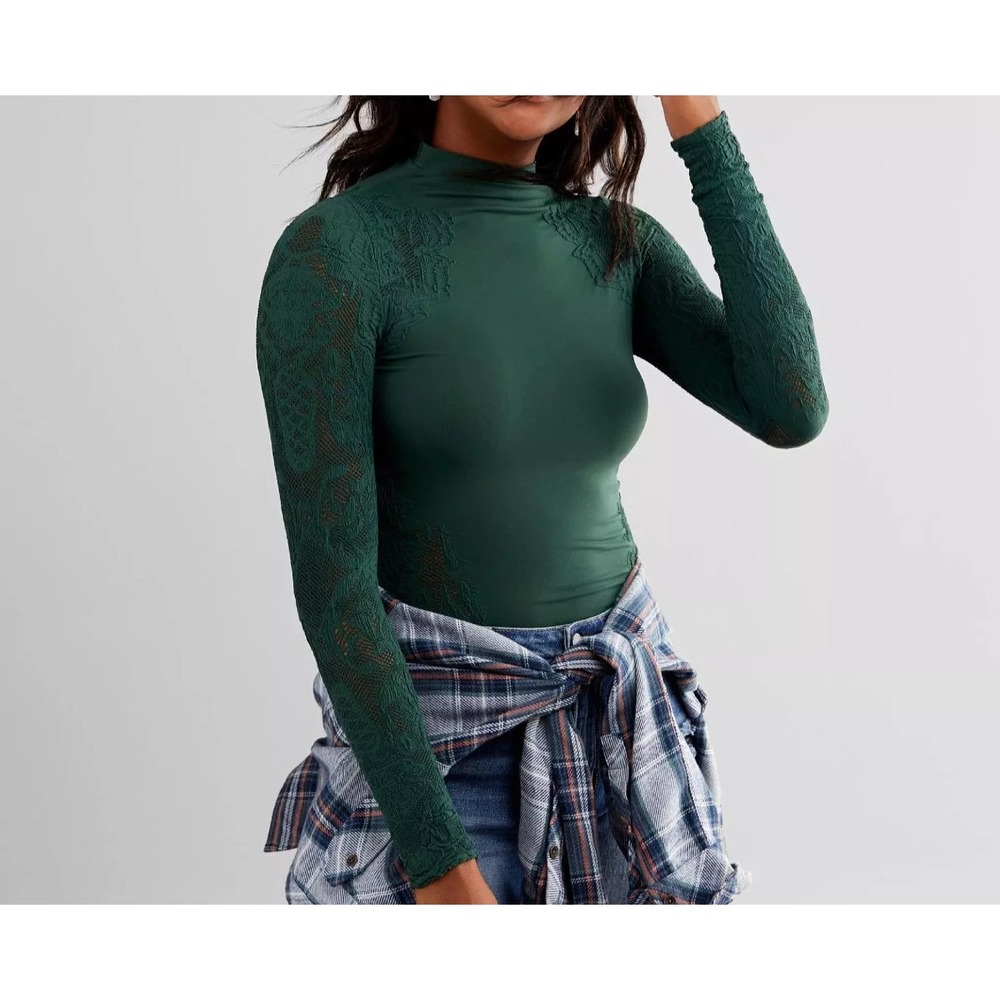 EUC Womens No Turning Back Top Intimantely Free People hunter green USA made M/L
